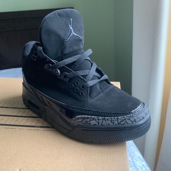 Black Air Jordan 3 - Picture 2 of 5